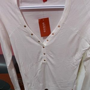 Guess low cut button long sleeve shirt